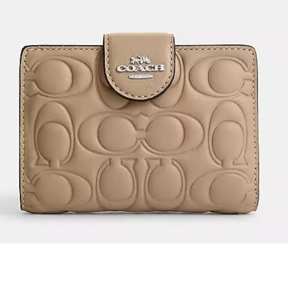 Coach Medium Corner Zip Wallet In Signature Leather